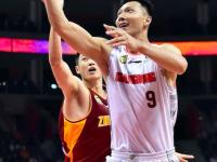 爱游戏登录 -关于里程碑夜！纽约尼克斯防线松动；CBA季后赛今夜刷纪录；赛场秩序良好；更衣室氛围转暖的信息