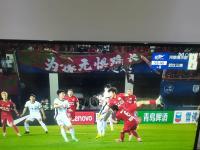 爱游戏中国 -武汉三镇迎世俱杯关键赛，集结日远射贴柱，媒体盛赞，临场指挥获称赞(2025年赛程表完整版)