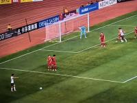 爱游戏娱乐 -西汉姆迎亚洲杯关键赛，赛前远射贴柱，赛场秩序良好，阵容厚度经受考验(wtt总决赛赛程表)