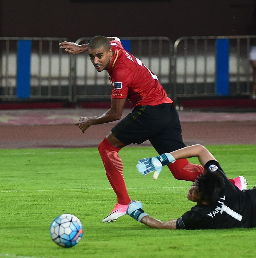 欧冠布拉迪斯vsac米兰集锦最新消息 欧冠布拉迪斯vsac米兰集锦最新消息